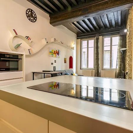 L'Atypique, Au Coeur Du Centre Ville De Dijon *